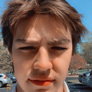 Meet your Posher, Ethan